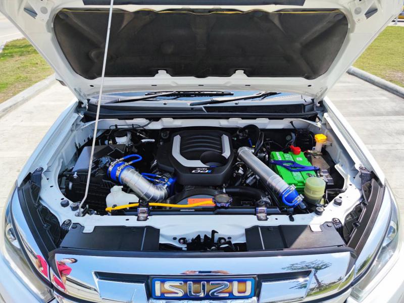 ISUZU D-MAX HI-LANDER cab 2018
