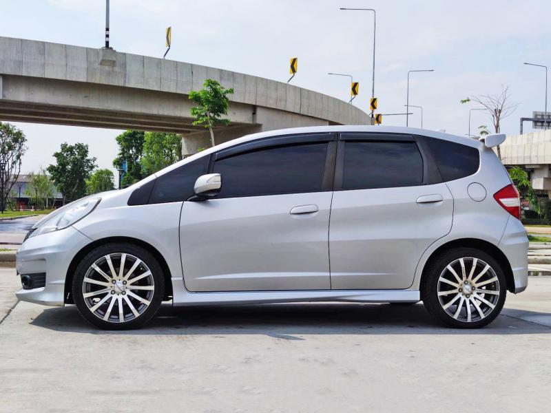 HONDA JAZZ GE 1.5 SV (MC) 2013