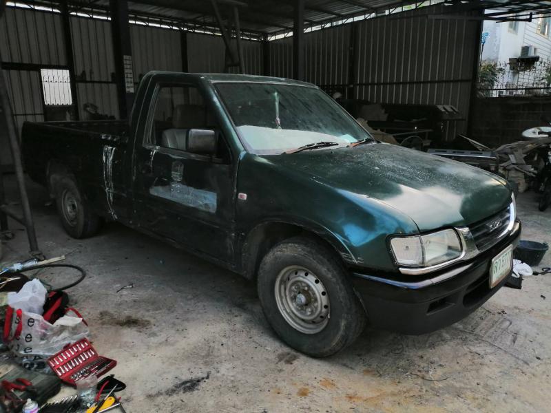 ISUZU ดราก้อนอาย 2000