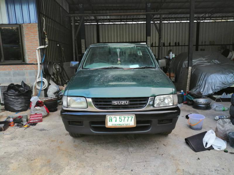 ISUZU ดราก้อนอาย 2000