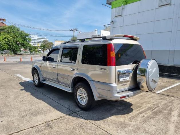FORD Everest 2003