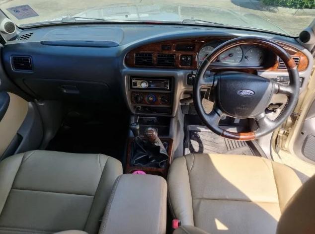 FORD Everest 2003