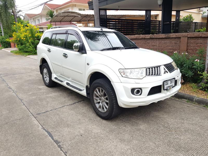 MITSUBISHI ปาเจโร่ 2012