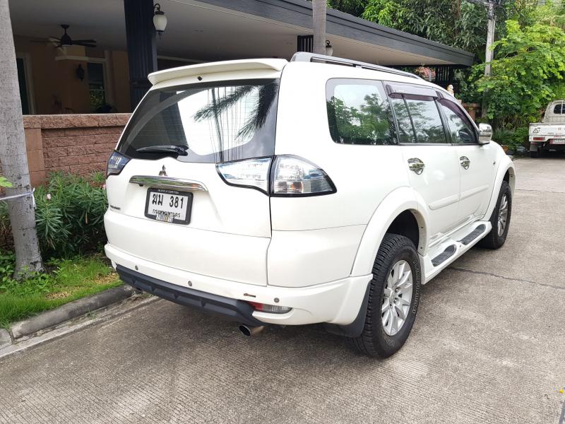 MITSUBISHI ปาเจโร่ 2012