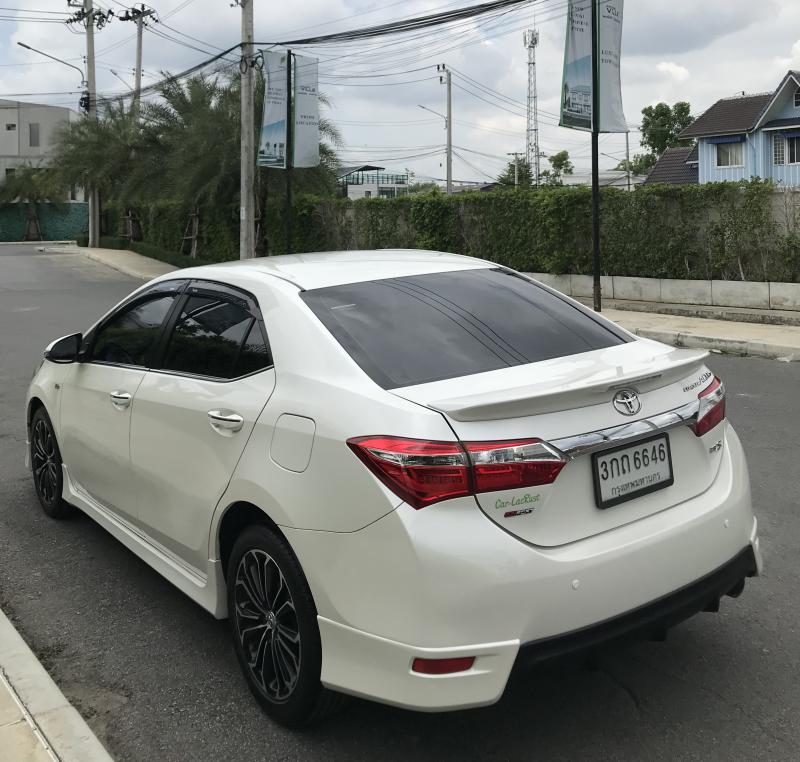 TOYOTA altis 2014