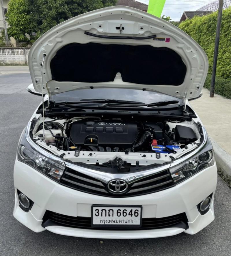 TOYOTA altis 2014