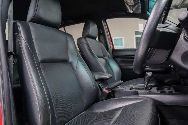 TOYOTA HILUX REVO D-CAB 2020