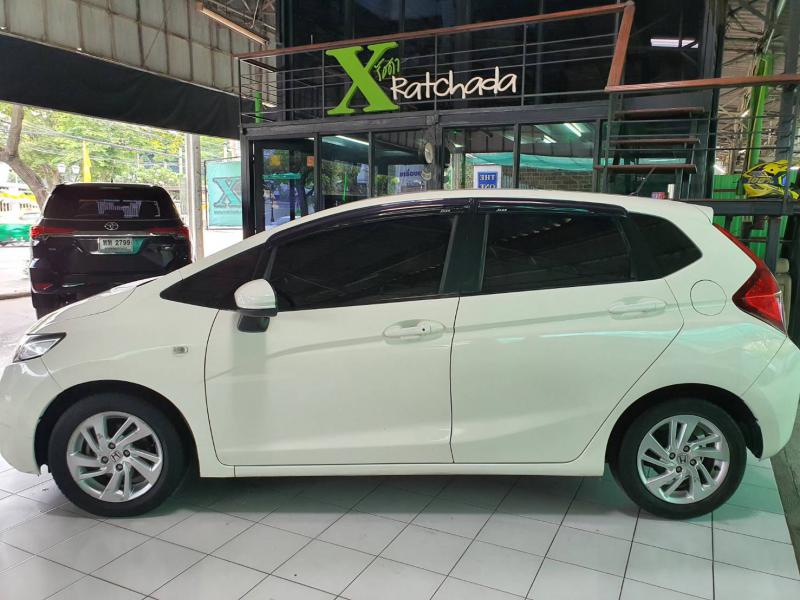 HONDA Jazz 1.5V 2014