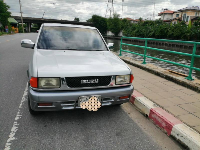 ISUZU TFR​ Station​Wagon​  1994