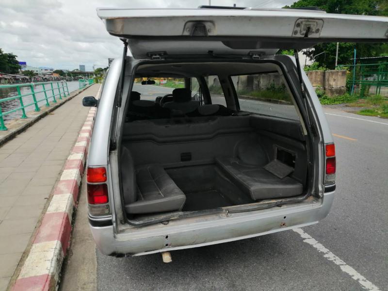 ISUZU TFR StationWagon 1994
