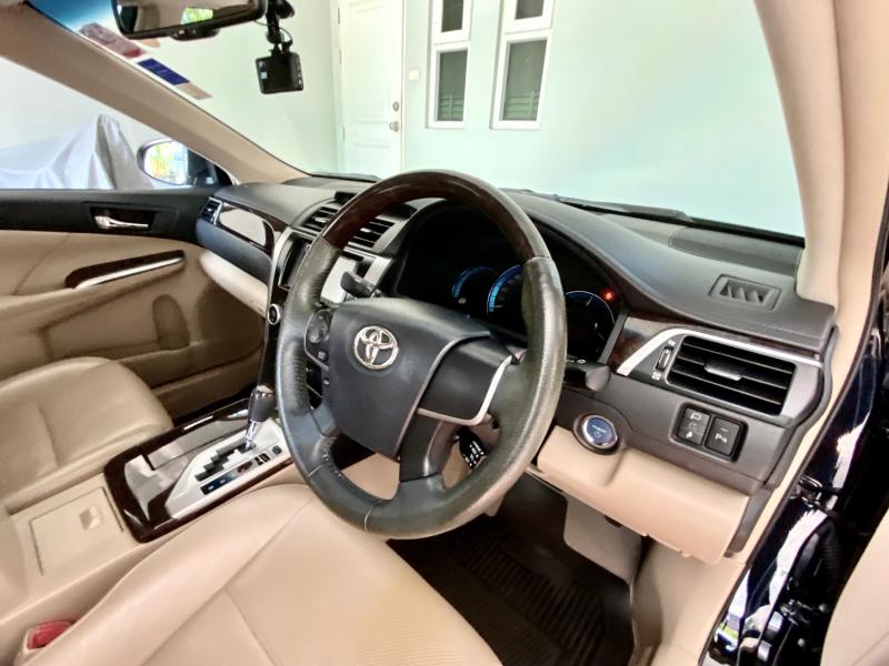 TOYOTA Camry Hybrid 2013