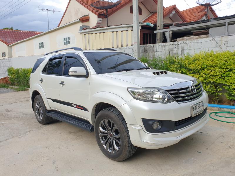 TOYOTA ฟอร์จูนเนอร์ 2012