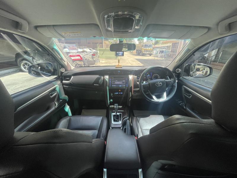 TOYOTA Fortuner 2018