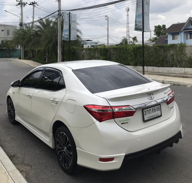 TOYOTA altis 2014