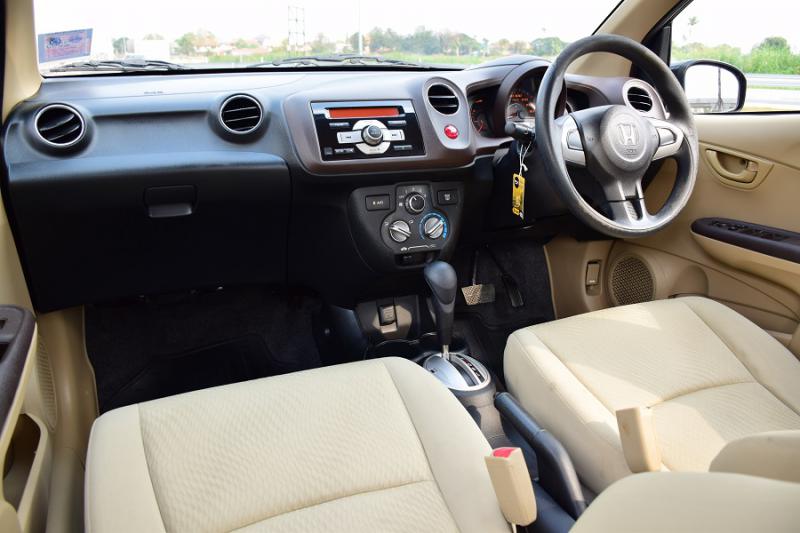 HONDA BRIO AMAZE 2013