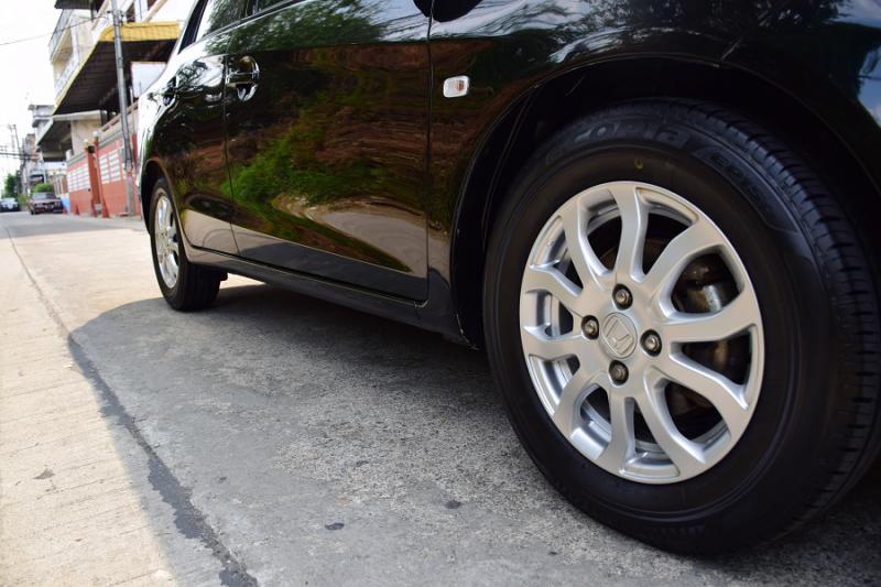 HONDA BRIO AMAZE 2013