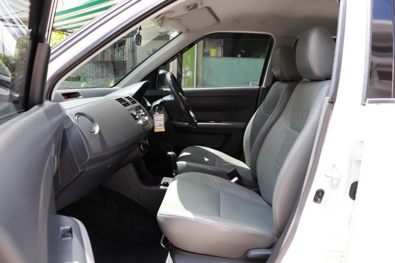 SUZUKI Swift 1.5 GL 2012