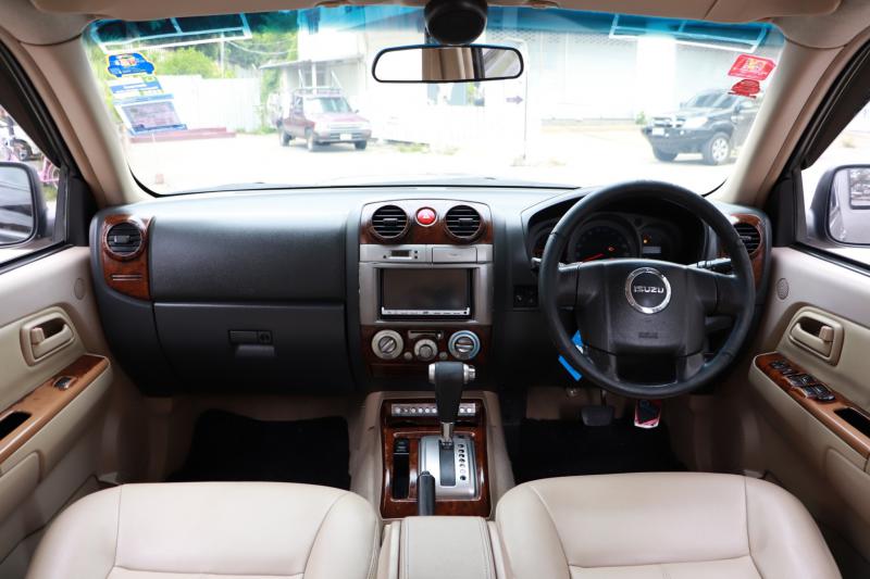ISUZU Mu-7 3.0 Primo 2007