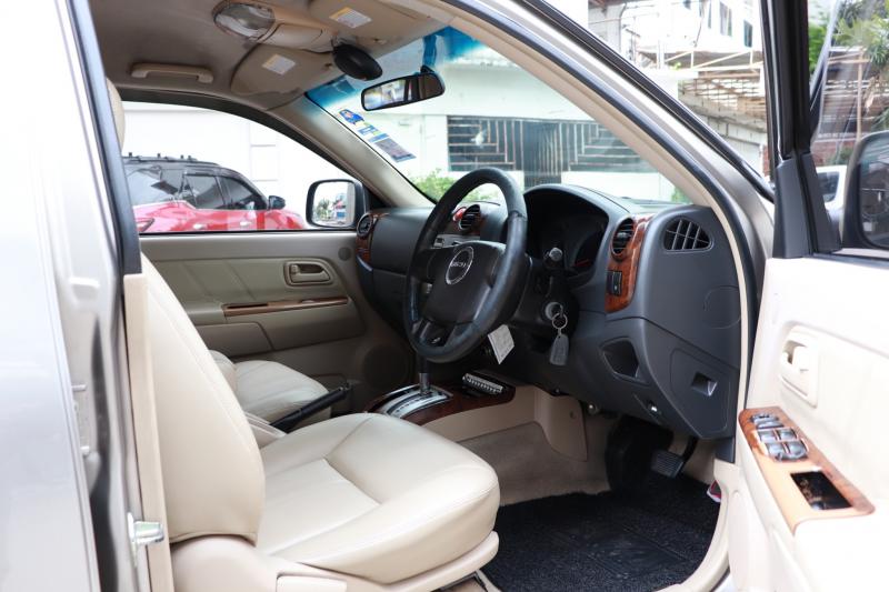 ISUZU Mu-7 3.0 Primo 2007