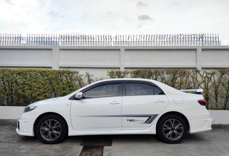TOYOTA ALTIS 2013