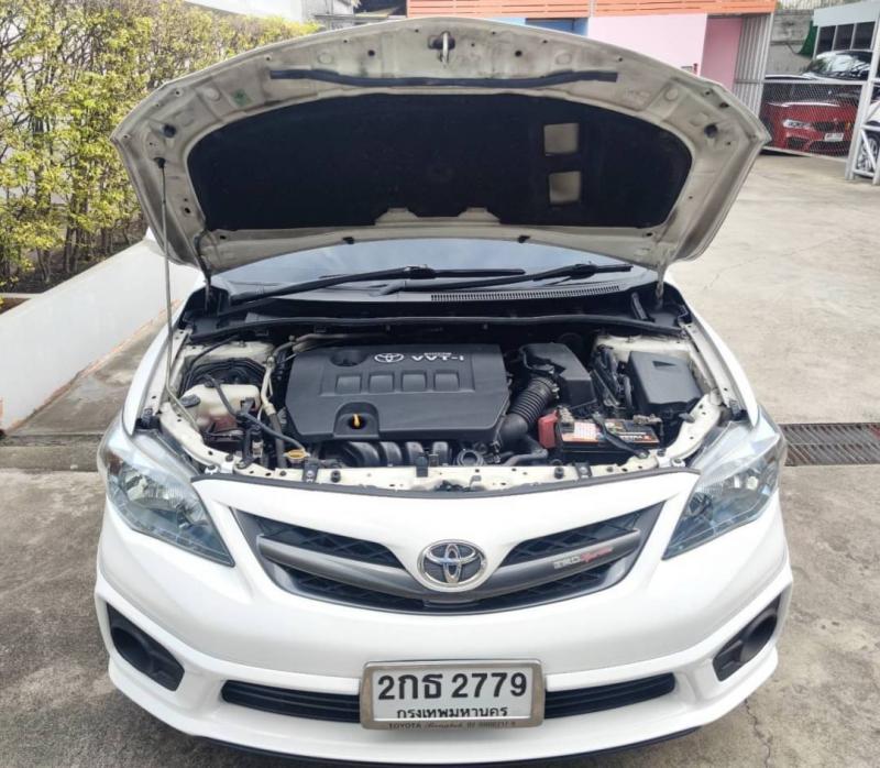 TOYOTA ALTIS  2013