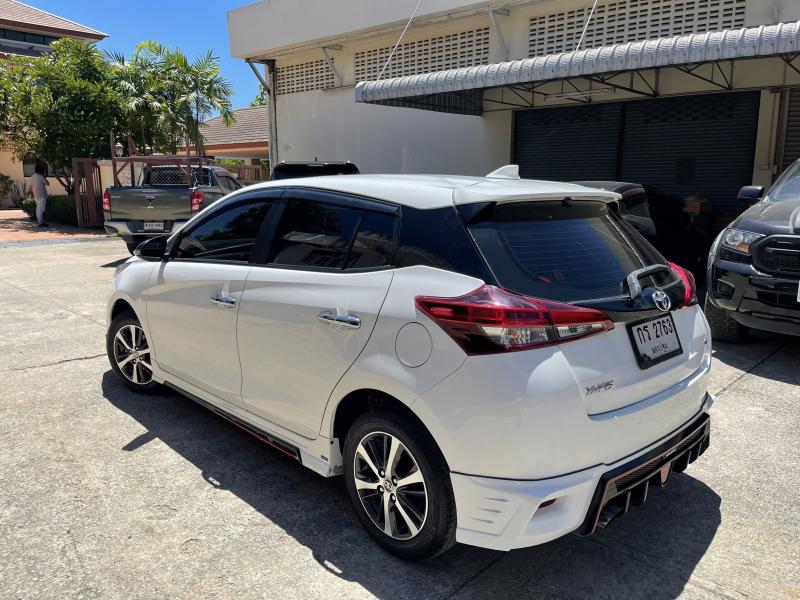 TOYOTA yaris 2019