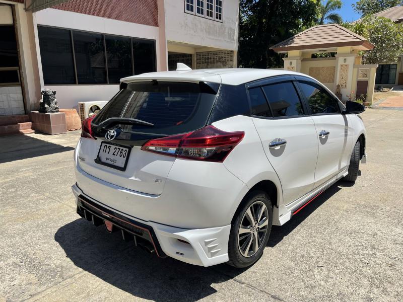 TOYOTA yaris 2019