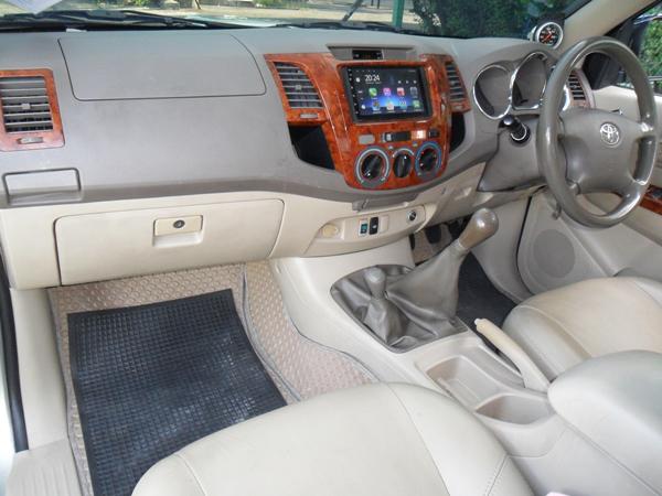 TOYOTA Vigo 2006