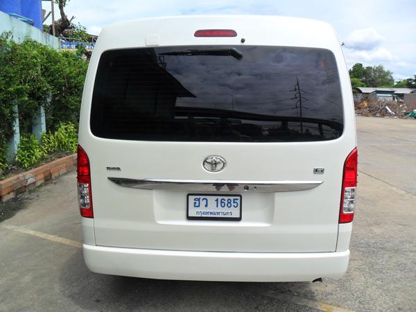 TOYOTA Ventury 2015