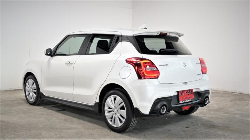 SUZUKI Swift 2020