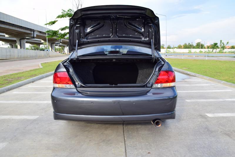 MITSUBISHI 1.6GLXI 2009