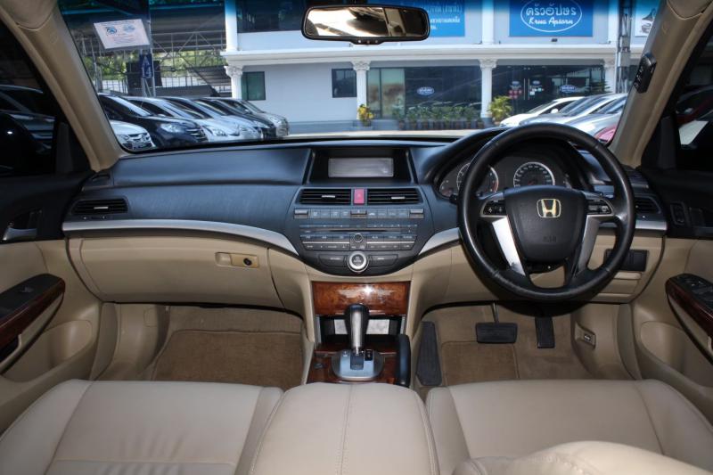 HONDA ACCORD 2011