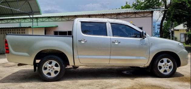 TOYOTA Hilux Vigo 2.7 E 2011