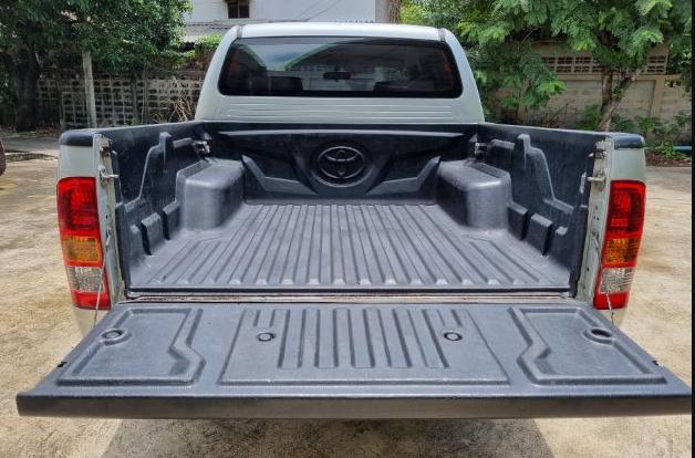 TOYOTA Hilux Vigo 2.7 E 2011