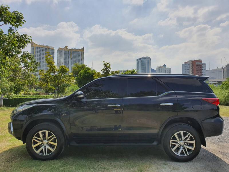 TOYOTA Fortuner 2.8V 4WD 2016