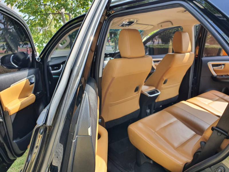 TOYOTA Fortuner 2.8V 4WD 2016