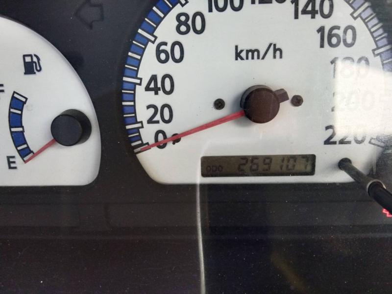 NISSAN ฟรอนเทีย 2002