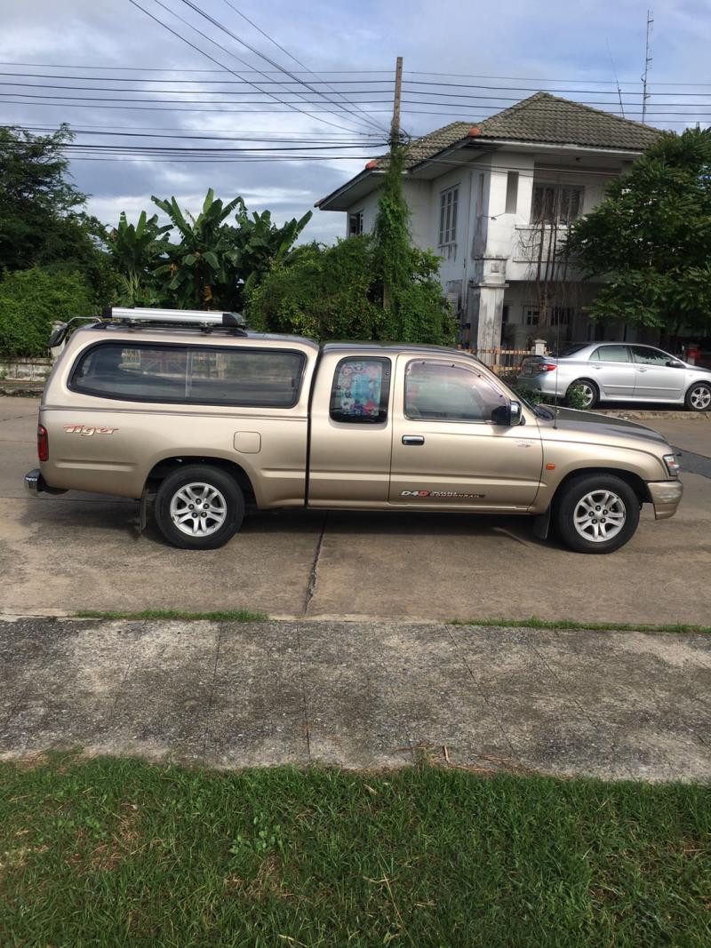 TOYOTA Hilux Tiger 2002