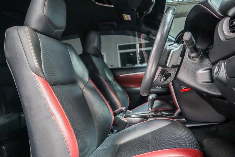 TOYOTA FORTUNER 2.4 LEGENDE 2021
