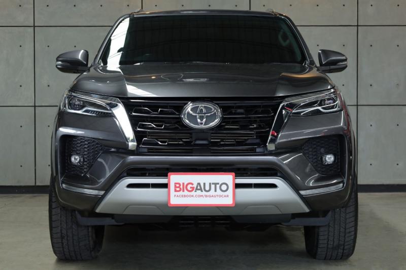 TOYOTA Fortuner 2017