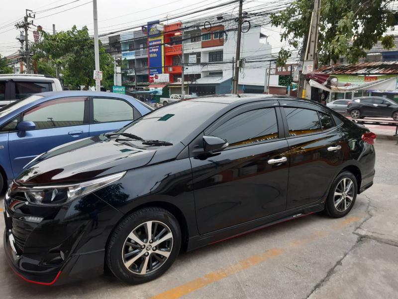 TOYOTA Yaris Ativ 2019