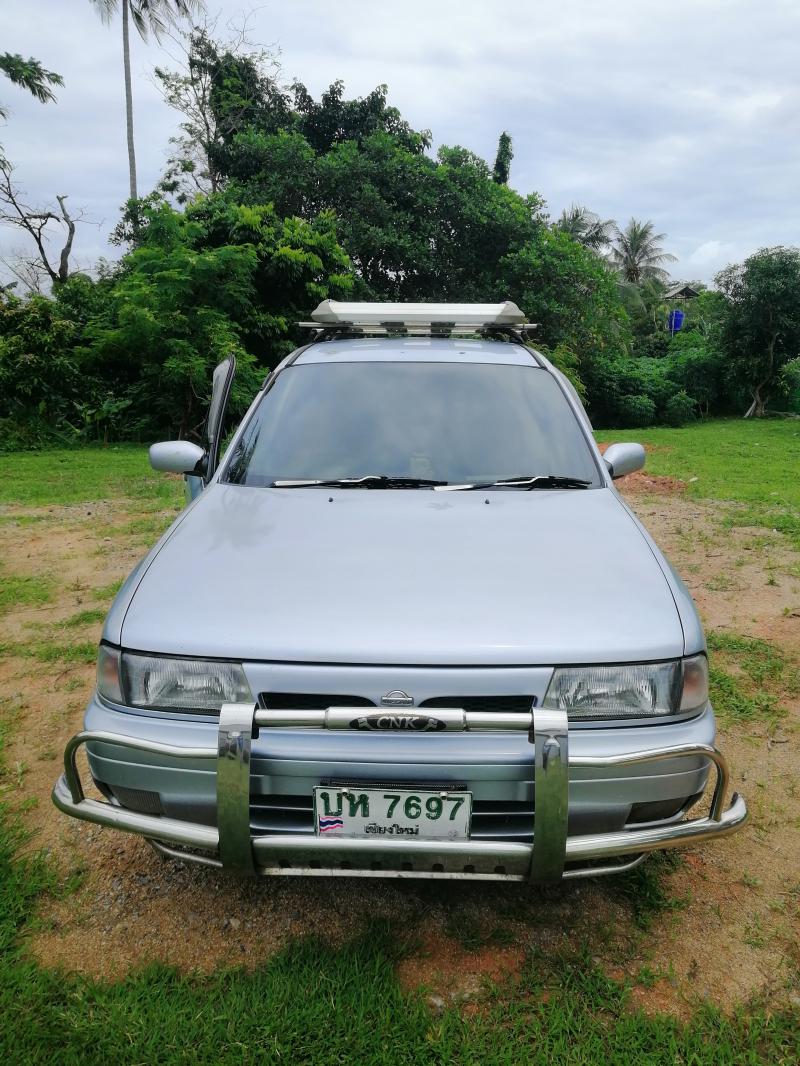 NISSAN nv 2002