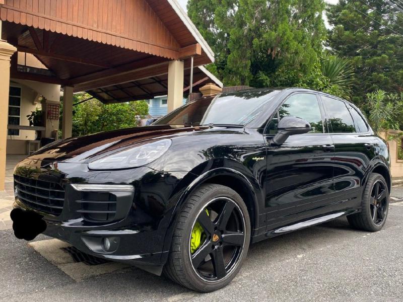 PORSCHE Cayenne 2017