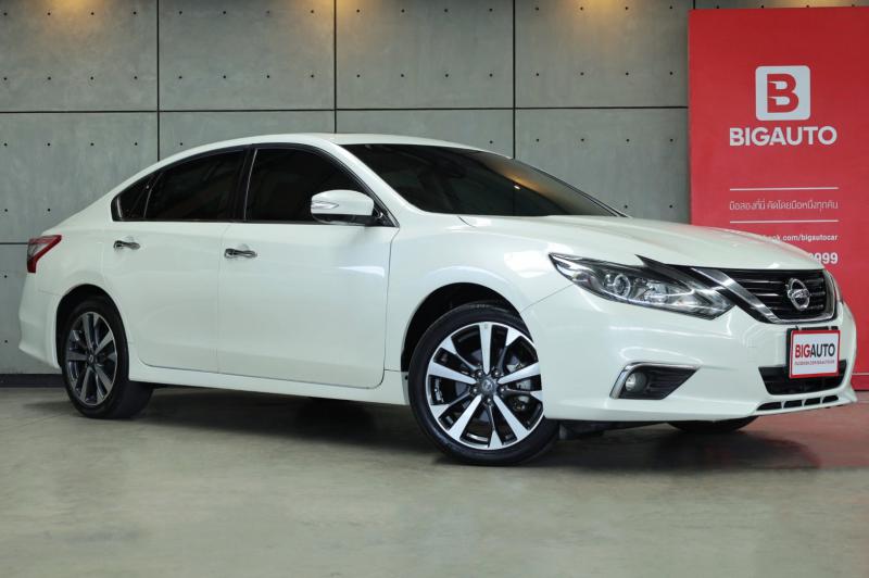 NISSAN TEANA 2019