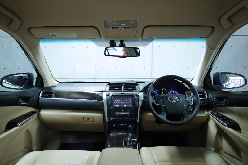TOYOTA CAMRY 2016