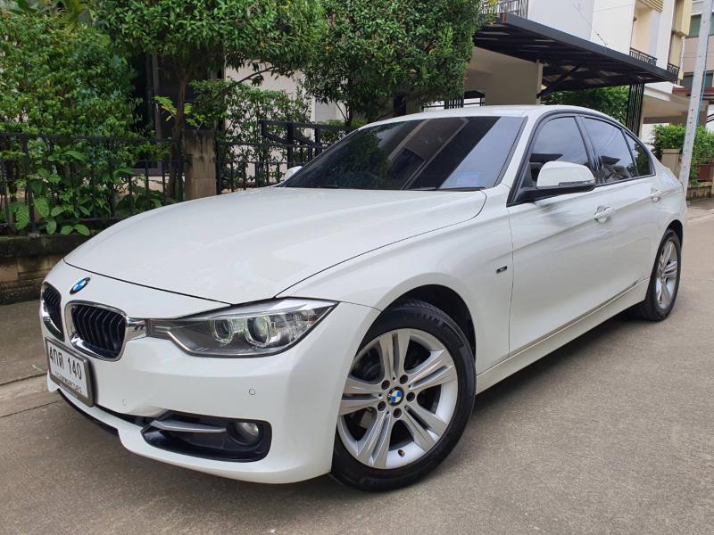 BMW 320i Sport F30  2014