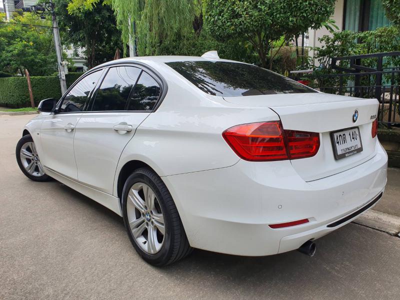 BMW 320i Sport F30  2014