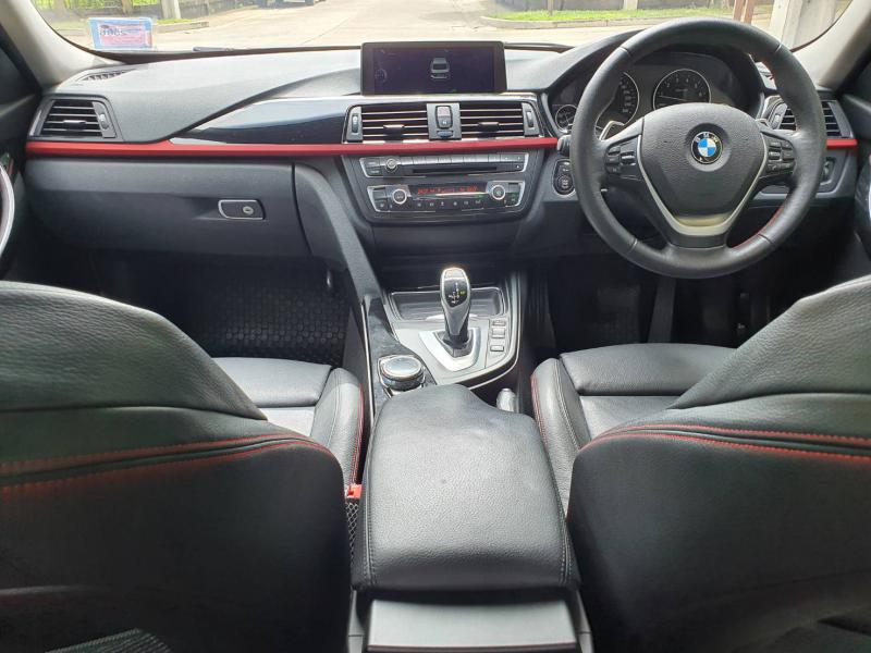 BMW 320i Sport F30 2014