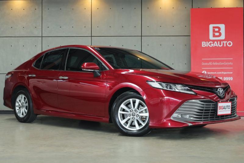 TOYOTA Camry 2018