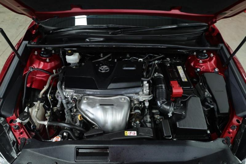 TOYOTA Camry 2018